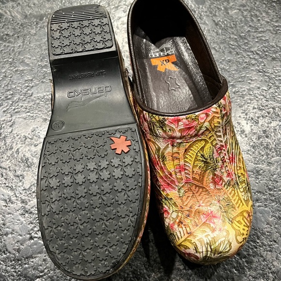 Dansko XP clogs - Picture 3 of 3